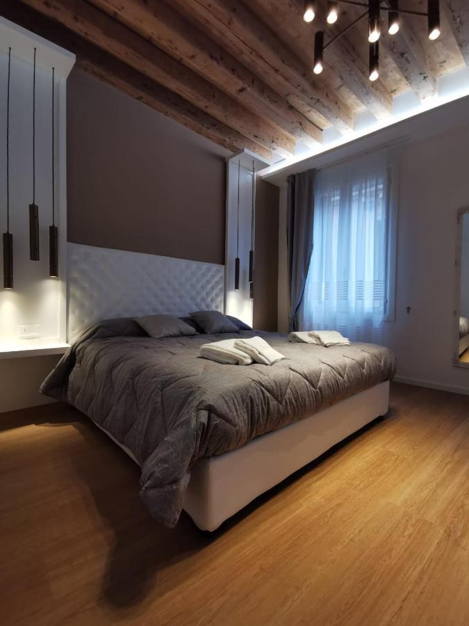 Deluxe 3 Bedroom Flat In Rialto Venice Ngoại thất bức ảnh